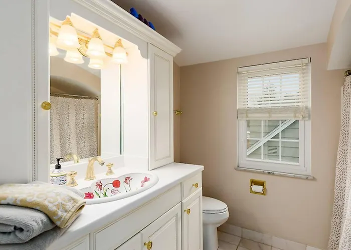 Holiday home Bexley Family Friendly ★ King Bed ★ Staycation Columbus